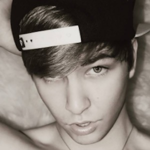 Hunter Herring, 31 (Instagram Star)