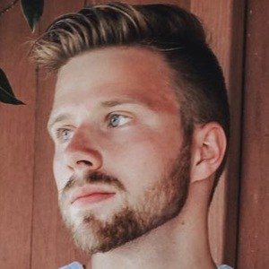Hunter Hill, 28 (Ngôi sao Instagram)