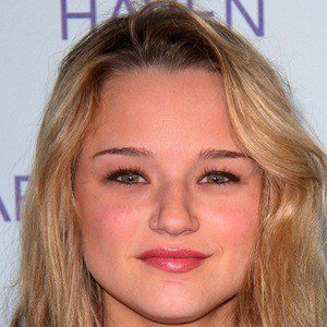 Hunter King, 32 (电视女演员)