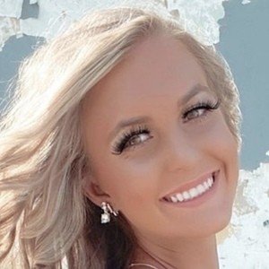 Hunter Paige, 22 (TikTok Star)