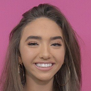 Celebrities born on May 28
