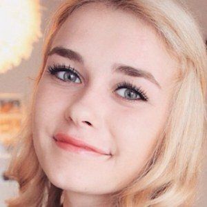 IamSanna, 27 (YouTube Star)