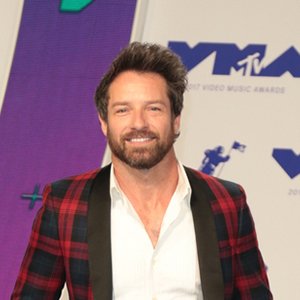Ian Bohen image 3