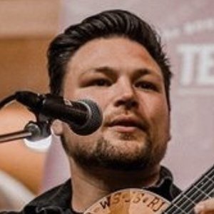 Ian Flanigan, 36 (Cantante country)