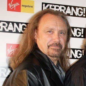 Ian Hill, 74 (貝斯手)