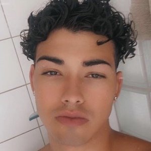 Icaro Barbosa Lins, 24 (TikTok Star)