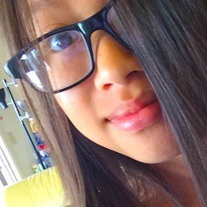 icolor500, 24 (YouTube Star)