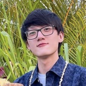 iiTzTimmy, 25 (Twitch Star)