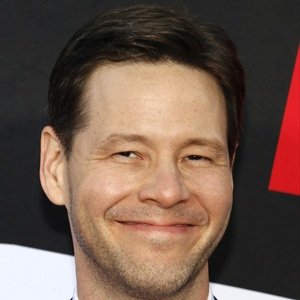 Ike Barinholtz image 4