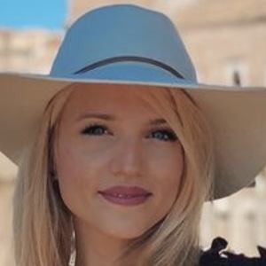 Ilaria Di Vaio Lanna, 38 (博主)