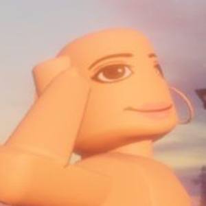 iLeahxo, 23 (YouTube Star)