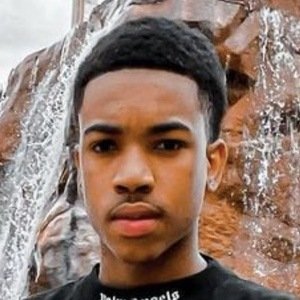 Ilias Allen, 25 (YouTube明星)