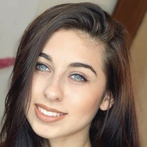 Iliyana, 31 (TikTok Star)