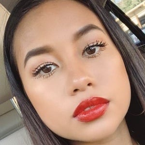 Illeleana Karis, 24 (TikTok Star)