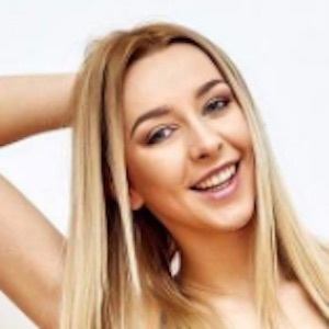 Ilona Krawczynskie, 33 (TV Show-Gastgeber)