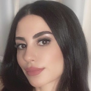 Iman Casablanca, 26 (Attrice TV)