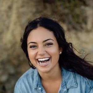 Inanna Sarkis, 32 (YouTube Star)