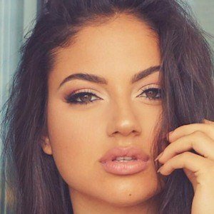 Celebrities born on May 15