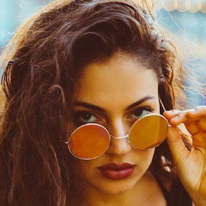 Inanna Sarkis, 32 (Estrella de YouTube)