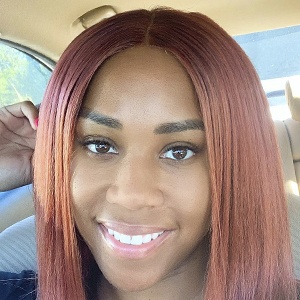 indeskribeabull, 36 (TikTok Star)