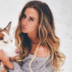 Indy Blue (Blogger) - Age, Birthday, Bio, Facts, Family, Net Worth, Height & More | AllFamous.org