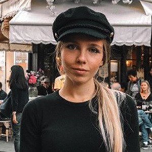 Irem Akdemir, 32 (YouTube Star)