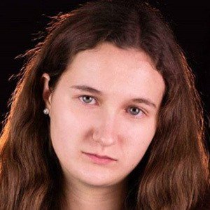 Irena SevenFabulousTeens, 24 (YouTube明星)