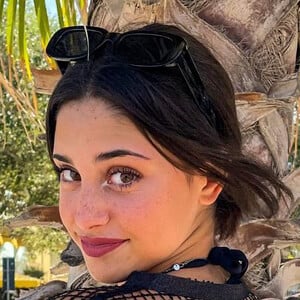 Iris Didomenico, 19 (TikTok Star)