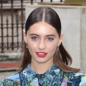 Iris Law, 23 (Instagram Star)