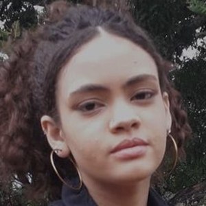 Iris Pereira image 8