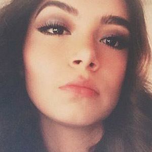 Irlanda Valenzuela, 26 (流行歌手)