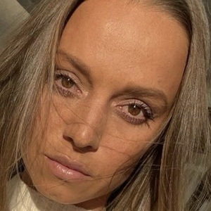 Irma Mali, 49 (Modell)