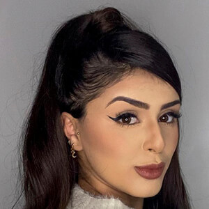 Irsa Saleem image 10