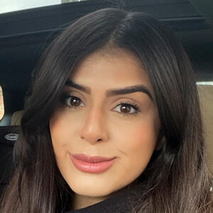 Irsa Saleem image 15