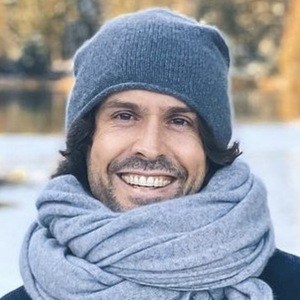 Isaac Hub, 44 (YouTube Star)