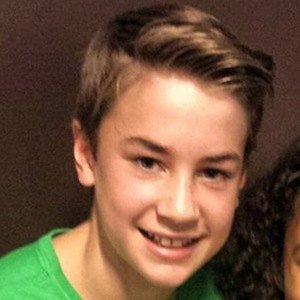 Isaac Kragten, 23 (Diễn viên truyền hình)