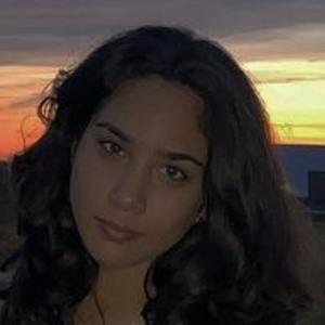 Isabel Urdaneta image 6
