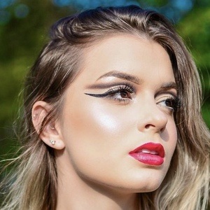 Isabela Machado image 5