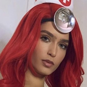 Isabela Serafim image 3