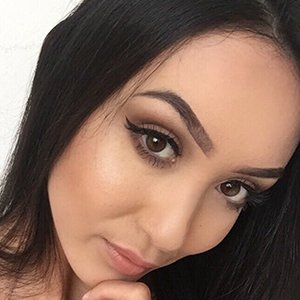 Isabela Witti, 28 (Ngôi sao Instagram)