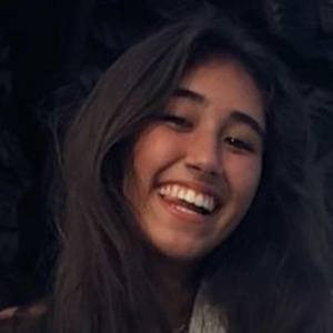 Isabeli Mizrahi, 18 (TikTok明星)