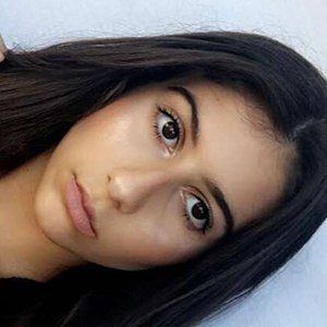Isabella Diakomanolis image 3
