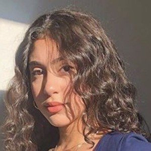 Isabella Ferreira, 22 (Actrice de télévision)