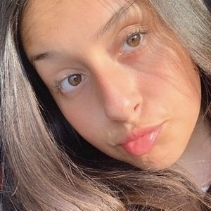 Isabella Tracy image 7