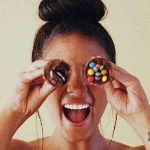 Isadora Nogueira, 27 (YouTube明星)