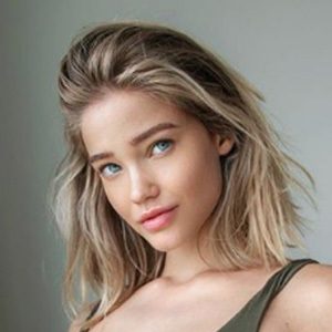 Isha van Dijk, 27 (Звезда Инстаграма)