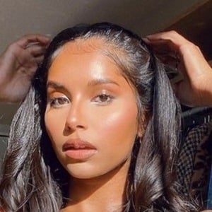 Ishini W, 26 (TikTok明星)