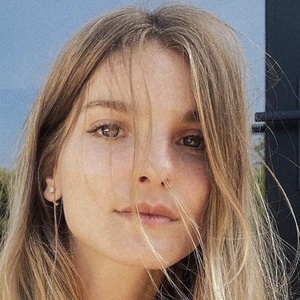 Isidora Antonia de Solminihac, 30 (模特)