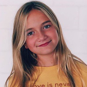 Isla Stanford, 16 (Instagram明星)