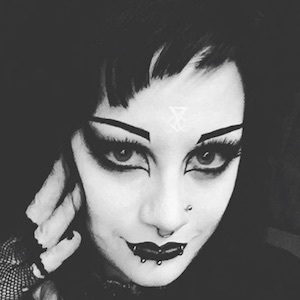 It's Black Friday, 38 (YouTube Star)